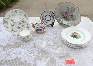 Mixed lot of lunch plates, teapot, cup saucer, relish, serving dish