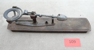 Vintage egg scale