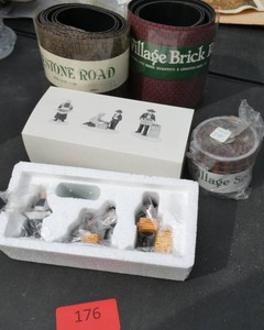Dept 56 Brick Road and Cobblestone road and snow fence and 3 peddlers