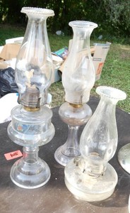 3 Vintage oil lamps