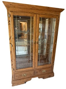 Traditional Wood Curio Display Cabinet with Glass Doors