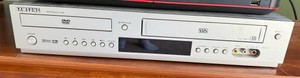 Samsung DVDVHS Combo Player