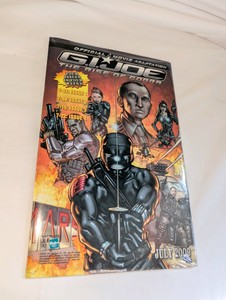 2 in 1 Sealed G.I. Joe The Rise of Cobra Official Movie Adaptation #1 comic book published by IDW Publishing in July 2009 and Barack Obama The First 100 Days #2, published by IDW Publishing in 2009