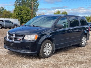 2015 DODGE GRAND CARAVAN SE (NO RESERVE)