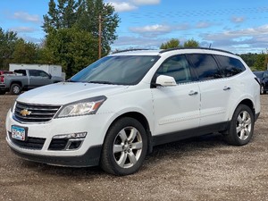 2016 CHEVROLET TRAVERSE LT 2 Owners  All Wheel Drive  3rd Row Seating (NO RESERVE)