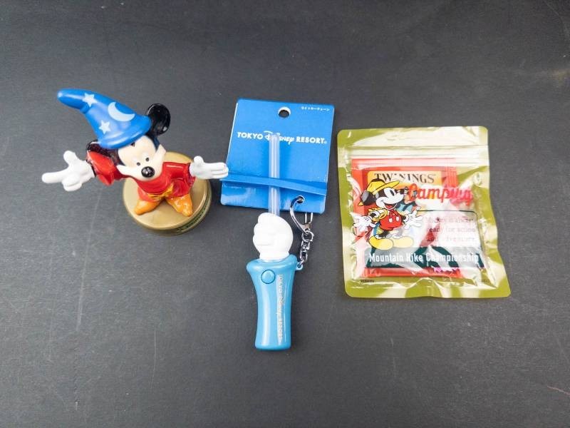 Disney Collectibles & Twinings Tea Mixed Lot
