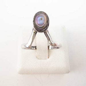 GAH V-style Split Shank Abalone Ring. Size 7.75