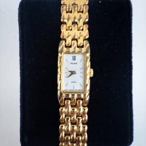 Watch - Pulsar Gold-Tone Quartz Bracelet Watch -Running