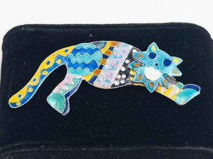 Cat Brooch - Colorful Enamel Cat Pin