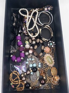 Costume Jewelry Mixed Lot - Necklaces, Bracelets & Pendants