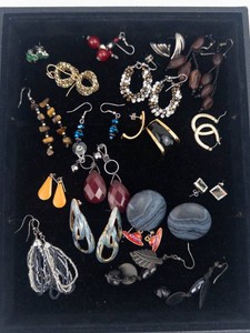 Earrings - Mixed Costume Jewelry Assortment