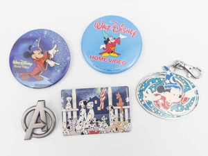 Collectible Disney & Avengers Pins & Buttons Mixed Lot (Lot of 5)