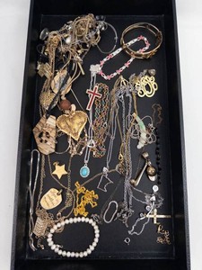 Costume Jewelry - Assorted Necklaces, Bracelets, Earrings & Pendants