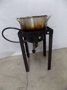 LP Gas Burner and Stand with Pans