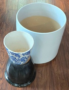 O - Planters - Vigaro, Pottery Barn & Brown Pottery Mixed Lot