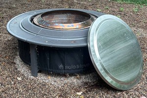 BY - Solo Stove Outdoor Wood-Burning Fire Pit