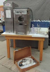 TAYLOR SHAKESLUSH FREEZER MACHINE, FLAVOR BURST SYRUP INJECTION SYSTEM, AND EXTRA NEWUSED PARTS