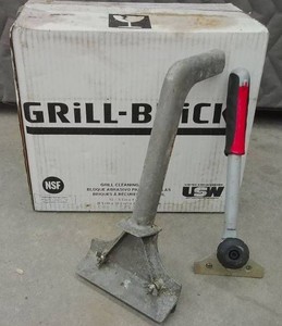 NSF GRILL BRICKS AND GRILL CLEANERS