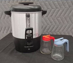 HAMILTON BEACH 40 CUP COFFEE POT  DISPENSER