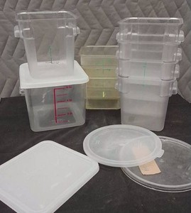 SQUARE HARD PLASTIC CONTAINERS