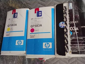 4 HP LASERJET COLORED INK CARTRIDGES