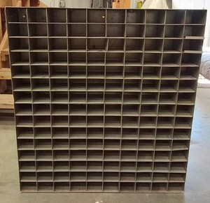 METAL 150 HOLE CUBBY