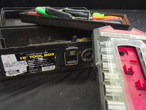 15 PLASTIC TOOL BOX WITH TOOLS AND SOCKETS