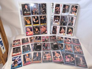 WWE trading cards lot