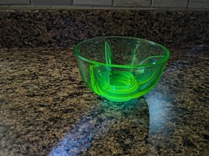 Vintage Uranium Serving Bowl