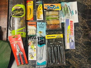 HAPPY FAMILY - 12 pkg FISHING ASST