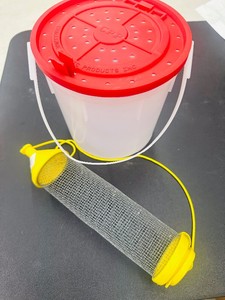 BAIT BUCKET & CRICKET CAGE