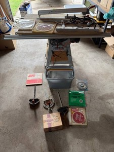 RIDGID TS2424 Table Saw & Saw Blade Accessories Mixed Lot