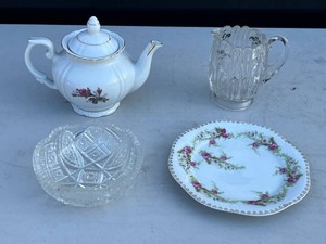 VTG Teapot, Glass Pitcher, Dish & Bavaria Porcelain Platter Mixed Lot