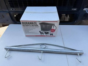 Little Giant Duramate 16-Qt Automatic Waterer With Mounting Hardware in Orig Pkg