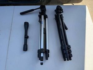 Weaver Scope, Sakar TR-4 & Taurus Tripods Mixed Lot