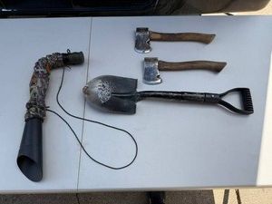 Primos Matrix Game Call, Shovel & Axes Mixed Lot