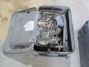 4pc Floral jacquard Rolling suitcases, luggage and cosmetic bag