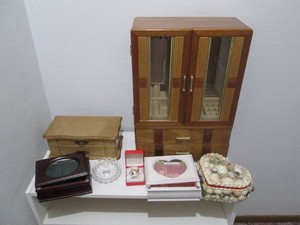 Jewelry boxes
