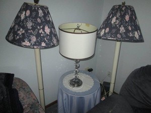 Freestanding floor lamps, end table with glass top and 27-12in Patriot Light Crystal style table lamp with shade