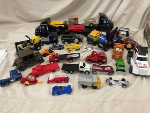 Mixed Die-Cast Toy Vehicles (Lot of 40)