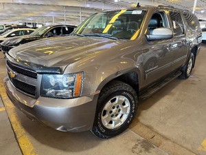 2013 Chevrolet Suburban LT 4x4