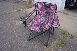 Pink Camo Outdoor Folding Camp Chair