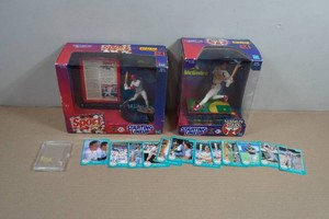 Starting Lineup Sports Super Star Collectibles - Mark McGwire and Trading Cards