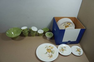 Vintage Melmac Harmony House Autumn Haze Dish Set