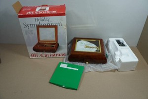 Mr Christmas Holiday Symphonium Music Box