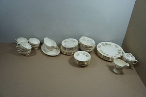 Vintage Homer Laughlin Eggshell Georgian Collection