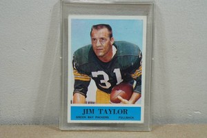 1964 Philadelphia Jim Taylor Football Card