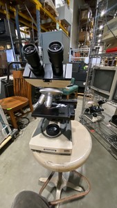 Olympus Microscope (628119)