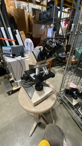 Olympus Microscope (628112)