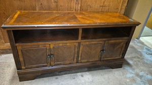 media console stand